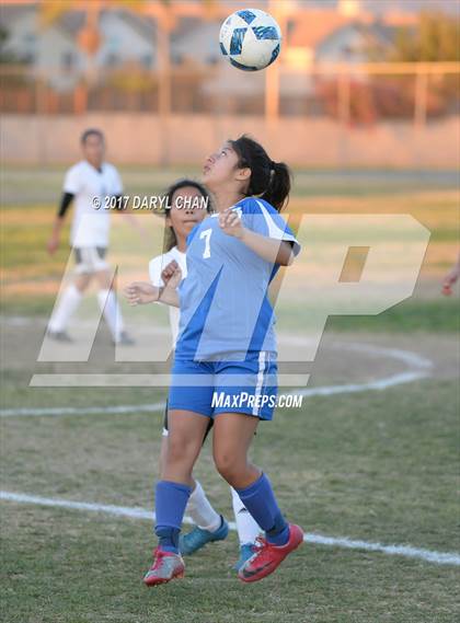 Thumbnail 2 in El Monte vs. Arroyo photogallery.