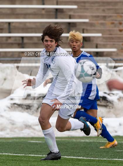 Thumbnail 2 in Cherry Creek vs. Grandview photogallery.