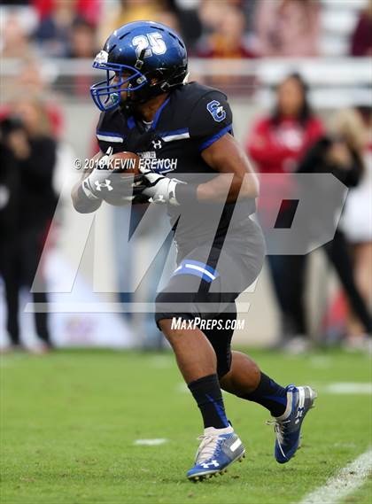 Thumbnail 2 in Perry vs. Chandler (AIA 6A Final) photogallery.