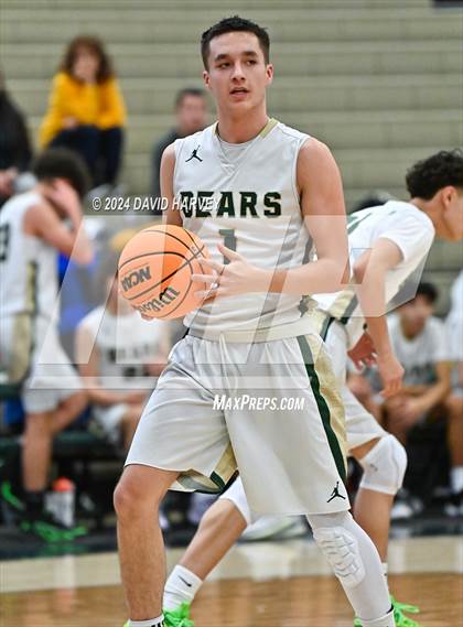 Thumbnail 2 in Castle View vs Bear Creek photogallery.