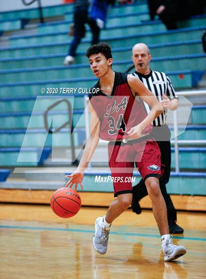 Thumbnail 2 in Layton Christian Academy vs. Star Valley (Eagle Holiday Shootout) photogallery.