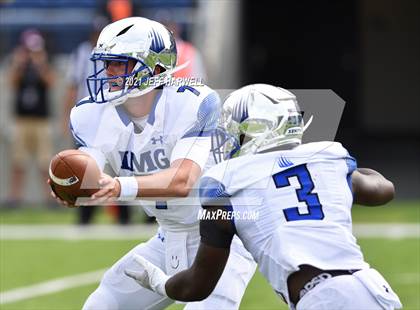 Thumbnail 1 in IMG Academy vs. Bishop Sycamore photogallery.