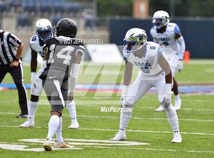 Thumbnail 3 in IMG Academy vs. Bishop Sycamore photogallery.