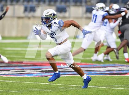 Thumbnail 2 in IMG Academy vs. Bishop Sycamore photogallery.