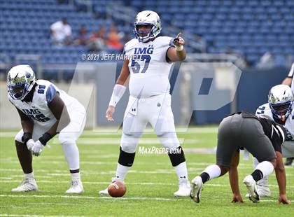 Thumbnail 2 in IMG Academy vs. Bishop Sycamore photogallery.