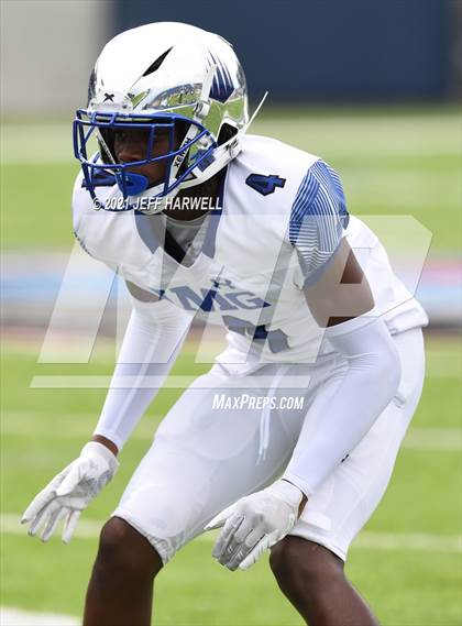 Thumbnail 3 in IMG Academy vs. Bishop Sycamore photogallery.