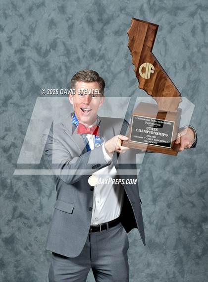 Thumbnail 3 in Woodland Christian (CIF State D5 Awards) photogallery.