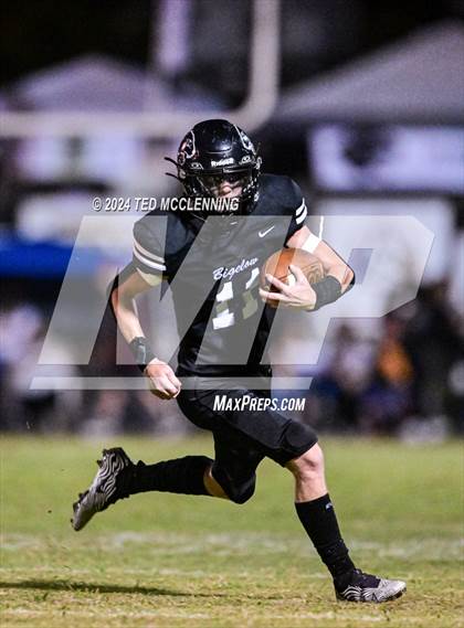 Thumbnail 1 in Perryville @ Bigelow photogallery.