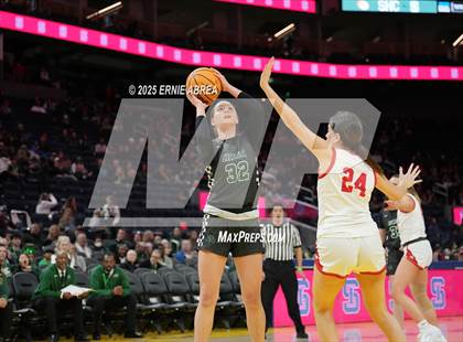 Thumbnail 1 in St. Ignatius College Preparatory vs. Sacred Heart Cathedral Preparatory (Bruce Mahoney @Chase Center) photogallery.