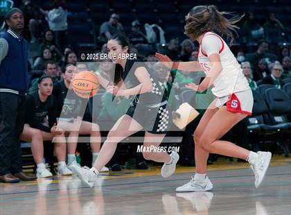 Thumbnail 2 in St. Ignatius College Preparatory vs. Sacred Heart Cathedral Preparatory (Bruce Mahoney @Chase Center) photogallery.