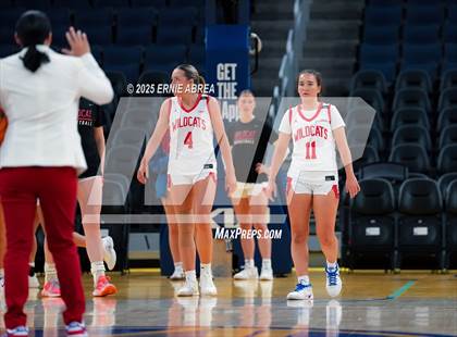 Thumbnail 1 in St. Ignatius College Preparatory vs. Sacred Heart Cathedral Preparatory (Bruce Mahoney @Chase Center) photogallery.