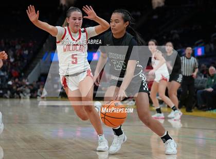 Thumbnail 1 in St. Ignatius College Preparatory vs. Sacred Heart Cathedral Preparatory (Bruce Mahoney @Chase Center) photogallery.
