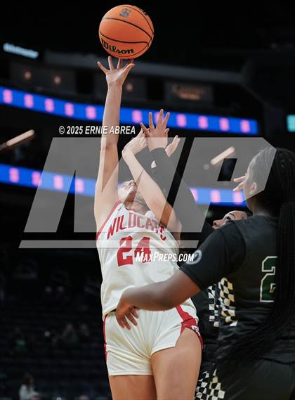 Thumbnail 1 in St. Ignatius College Preparatory vs. Sacred Heart Cathedral Preparatory (Bruce Mahoney @Chase Center) photogallery.