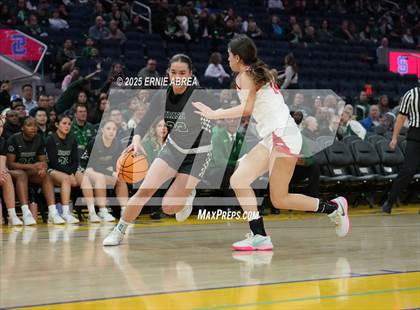 Thumbnail 2 in St. Ignatius College Preparatory vs. Sacred Heart Cathedral Preparatory (Bruce Mahoney @Chase Center) photogallery.