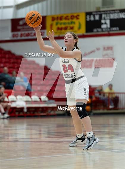 Thumbnail 2 in Flippin vs Norfork (Arvest Tournament) photogallery.