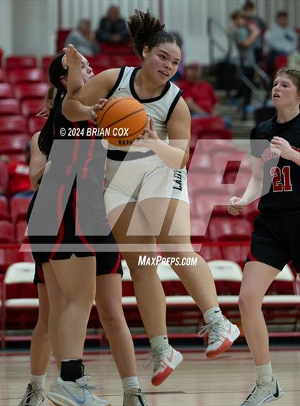 Thumbnail 3 in Flippin vs Norfork (Arvest Tournament) photogallery.