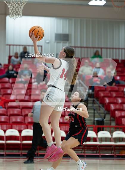 Thumbnail 3 in Flippin vs Norfork (Arvest Tournament) photogallery.