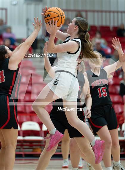 Thumbnail 3 in Flippin vs Norfork (Arvest Tournament) photogallery.