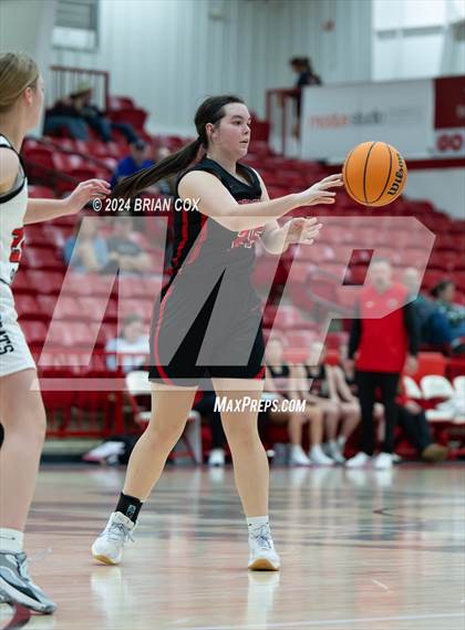 Thumbnail 3 in Flippin vs Norfork (Arvest Tournament) photogallery.