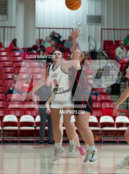 Thumbnail 1 in Flippin vs Norfork (Arvest Tournament) photogallery.