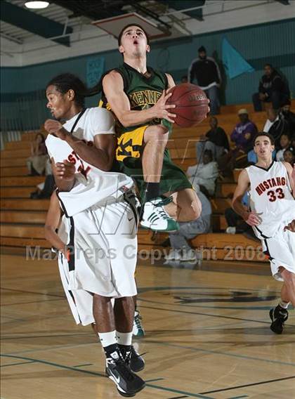 Thumbnail 3 in Foothill vs Kennedy (Sheldon Winter Classic) photogallery.