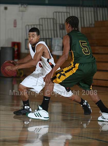Thumbnail 1 in Foothill vs Kennedy (Sheldon Winter Classic) photogallery.