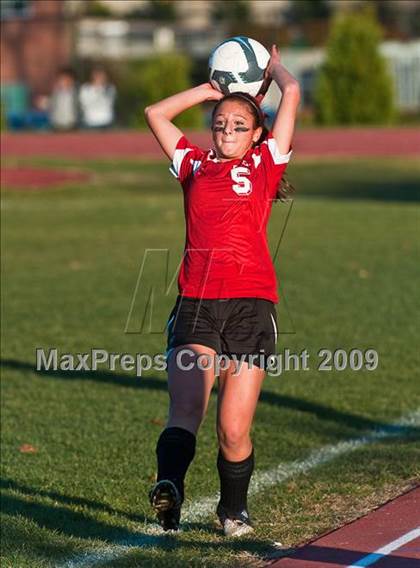 Thumbnail 3 in Exeter-West Greenwich vs Smithfield (RIIL D2 Final) photogallery.