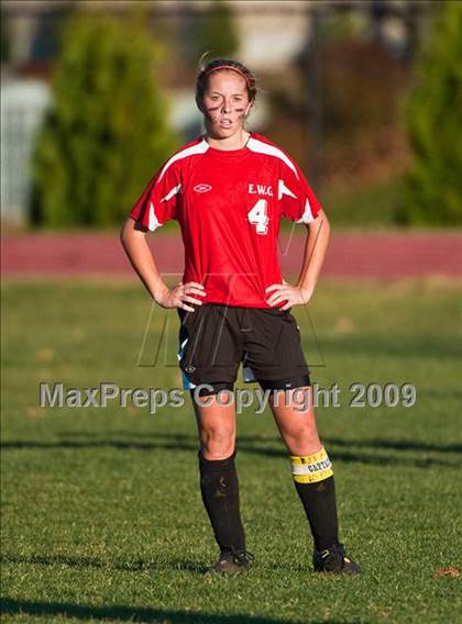 Thumbnail 3 in Exeter-West Greenwich vs Smithfield (RIIL D2 Final) photogallery.