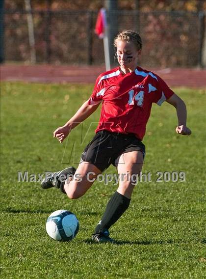 Thumbnail 2 in Exeter-West Greenwich vs Smithfield (RIIL D2 Final) photogallery.