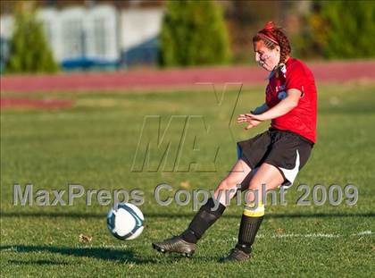 Thumbnail 2 in Exeter-West Greenwich vs Smithfield (RIIL D2 Final) photogallery.