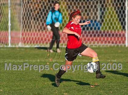 Thumbnail 2 in Exeter-West Greenwich vs Smithfield (RIIL D2 Final) photogallery.