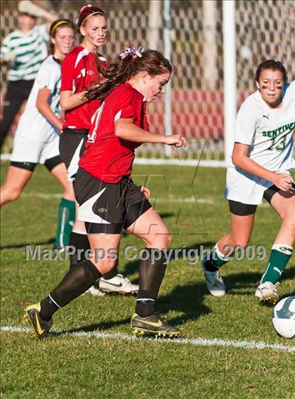 Thumbnail 1 in Exeter-West Greenwich vs Smithfield (RIIL D2 Final) photogallery.