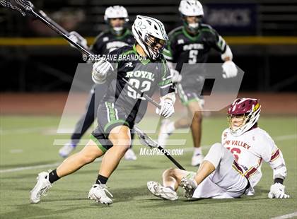 Thumbnail 3 in Royal @ Simi Valley photogallery.