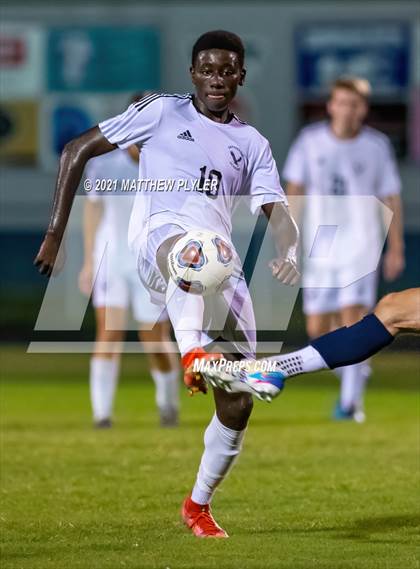 Thumbnail 1 in Fayetteville Academy @ Terry Sanford (Miller’s Crew Battle for the Bell) photogallery.