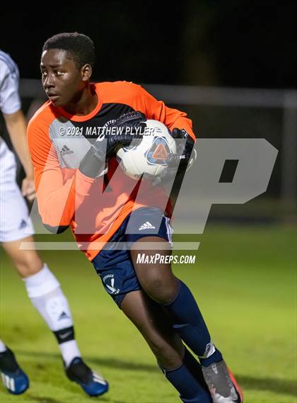 Thumbnail 3 in Fayetteville Academy @ Terry Sanford (Miller’s Crew Battle for the Bell) photogallery.