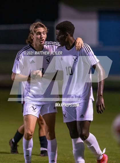 Thumbnail 1 in Fayetteville Academy @ Terry Sanford (Miller’s Crew Battle for the Bell) photogallery.