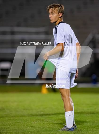 Thumbnail 3 in Fayetteville Academy @ Terry Sanford (Miller’s Crew Battle for the Bell) photogallery.