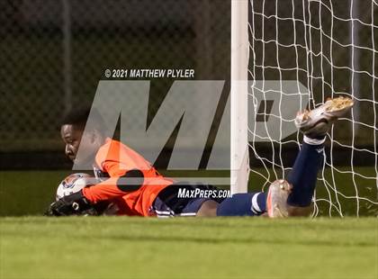 Thumbnail 2 in Fayetteville Academy @ Terry Sanford (Miller’s Crew Battle for the Bell) photogallery.