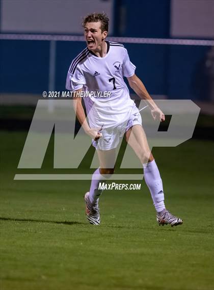 Thumbnail 1 in Fayetteville Academy @ Terry Sanford (Miller’s Crew Battle for the Bell) photogallery.