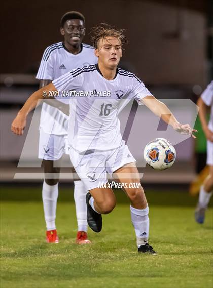 Thumbnail 1 in Fayetteville Academy @ Terry Sanford (Miller’s Crew Battle for the Bell) photogallery.