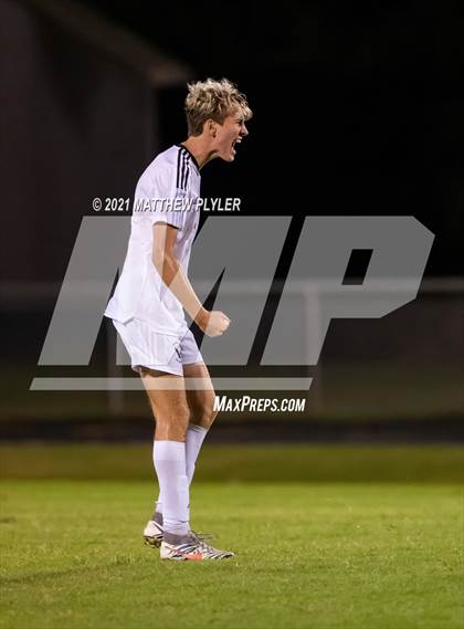 Thumbnail 3 in Fayetteville Academy @ Terry Sanford (Miller’s Crew Battle for the Bell) photogallery.