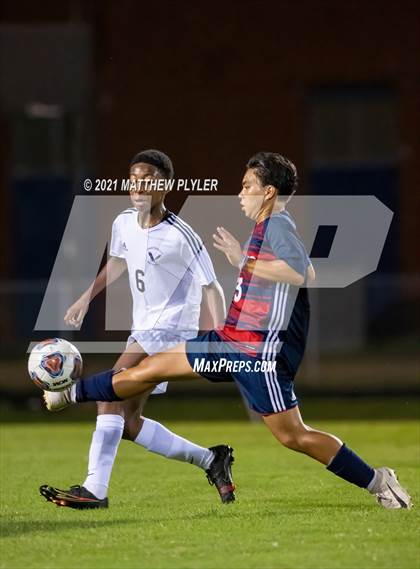 Thumbnail 3 in Fayetteville Academy @ Terry Sanford (Miller’s Crew Battle for the Bell) photogallery.