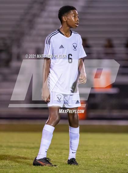 Thumbnail 2 in Fayetteville Academy @ Terry Sanford (Miller’s Crew Battle for the Bell) photogallery.