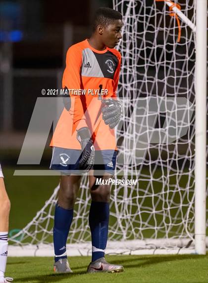 Thumbnail 2 in Fayetteville Academy @ Terry Sanford (Miller’s Crew Battle for the Bell) photogallery.