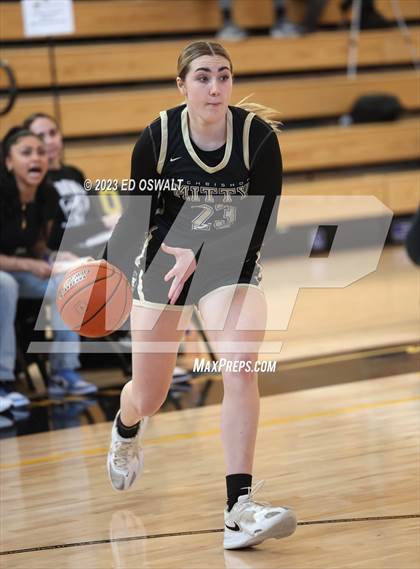 Thumbnail 2 in Archbishop Mitty @ Bishop O'Dowd (MLK Classic) photogallery.