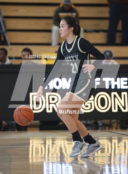 Thumbnail 3 in Archbishop Mitty @ Bishop O'Dowd (MLK Classic) photogallery.