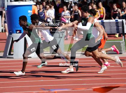 Thumbnail 2 in CHSAA Finals (4 x 100 Relay) photogallery.