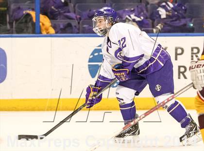 Thumbnail 2 in Christian Brothers vs DeSmet Jesuit (Challenge Cup Final) photogallery.