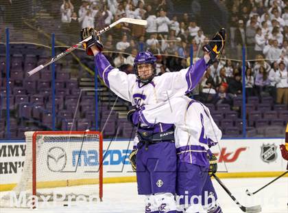 Thumbnail 1 in Christian Brothers vs DeSmet Jesuit (Challenge Cup Final) photogallery.