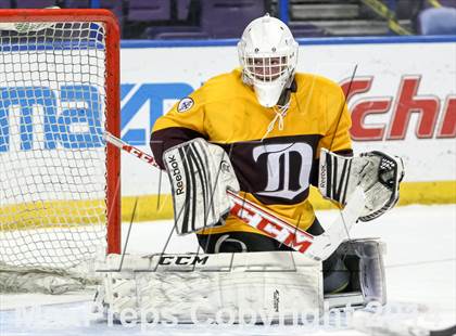 Thumbnail 1 in Christian Brothers vs DeSmet Jesuit (Challenge Cup Final) photogallery.